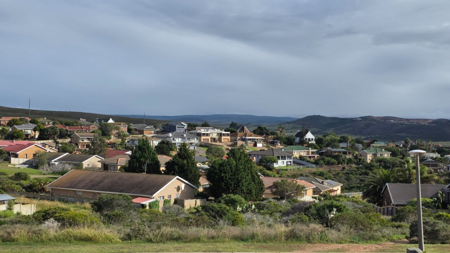 4 Bedroom Property for Sale in Hartenbos Heuwels Western Cape
